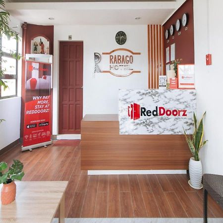 Hotel RedDoorz Near Iloilo International Airport Cabatuan Esterno foto